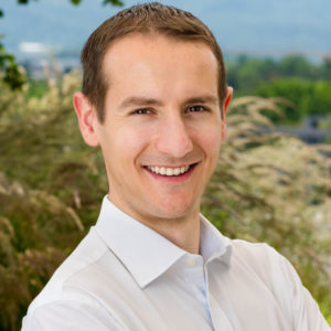 Dr. Frederik F. Flöther