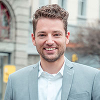 Dr. Alexander Thoma