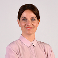 Dr. Alexandra Ottong