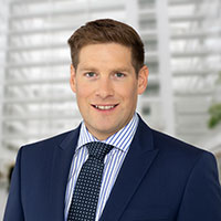 Dr. Christian Peterhans MBA