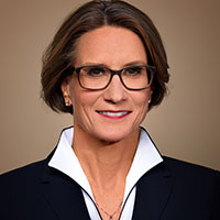 Dr. Andréa Maechler