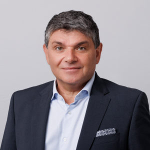Dr. Sandro Merino