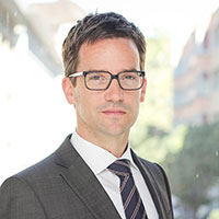 Dr. Michael Bolliger