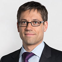 Dr. Olivier Favre