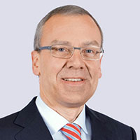 Dr. Romeo Lacher